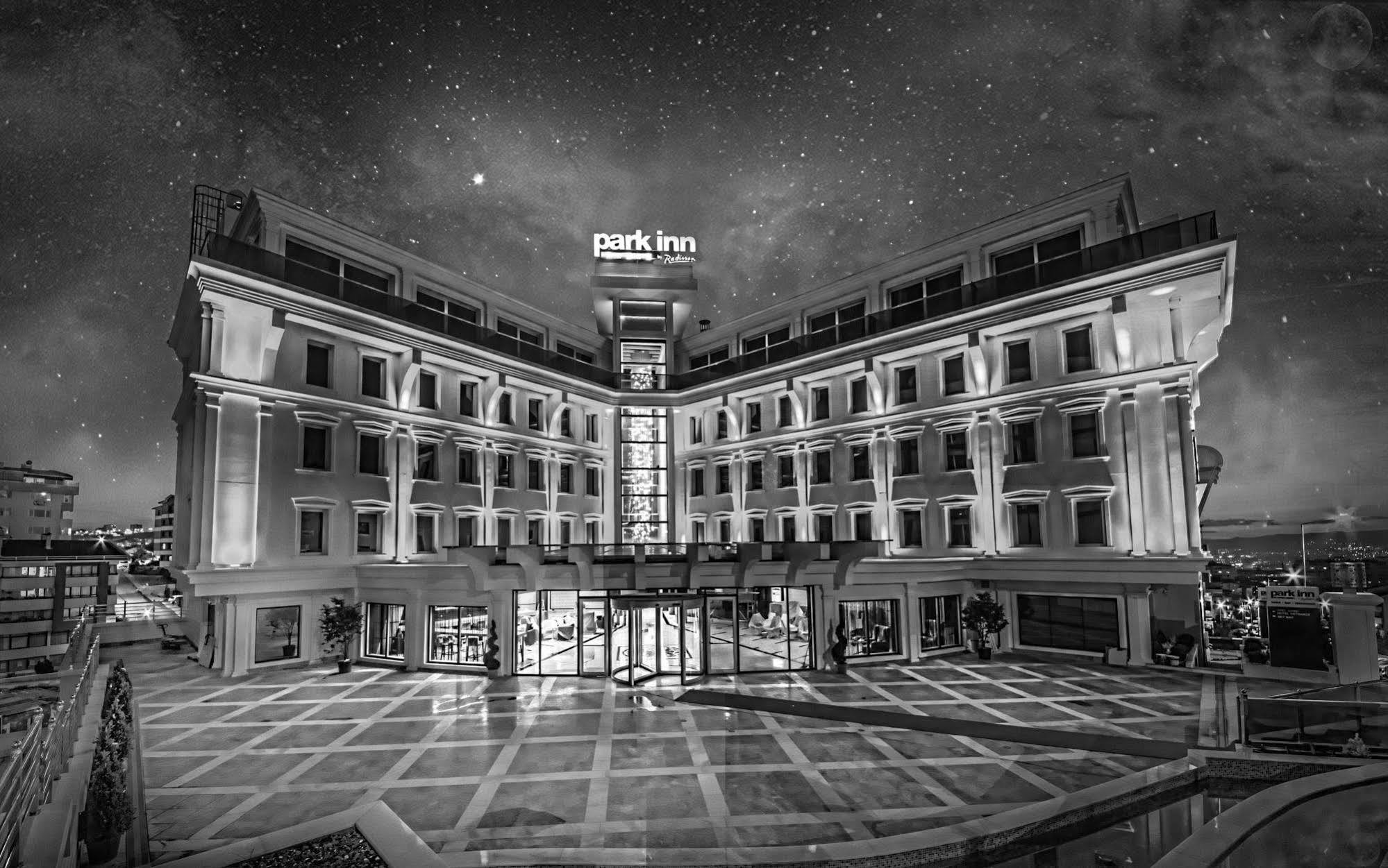 Park Inn By Radisson Ankara Cankaya Buitenkant foto